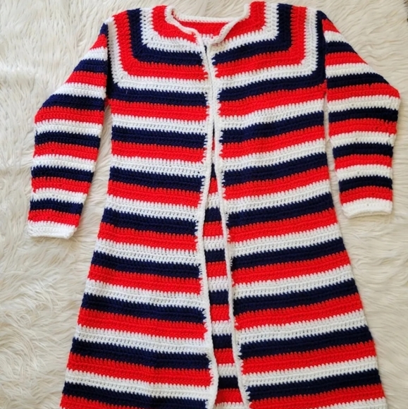 VTG 60's CROCHET KNIT Afghan Coat Cardigan Handmade Patriotic Red White Blue M/L - Picture 2 of 7